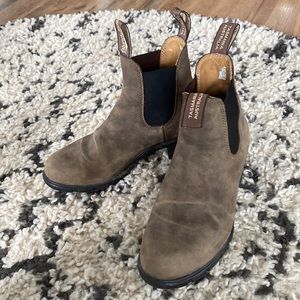 Blundstone Heeled Chelsea Boot